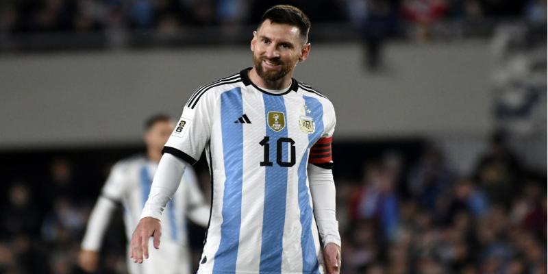 Messi là huyền thoại xuất sắc nhất trong lịch sử từ trước đến nay.